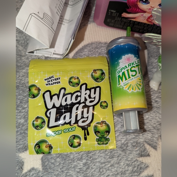 Poopsie Rainbow Surprise Fantasy Friends LILY SPLASH Series 1 Ultra Rare Doll - Picture 4 of 14